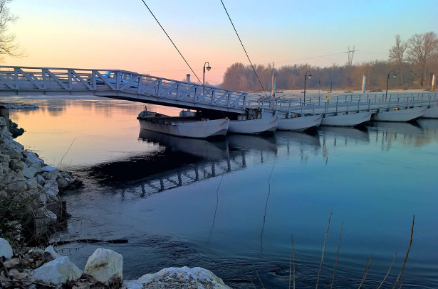 Ponte in barche Bereguardo